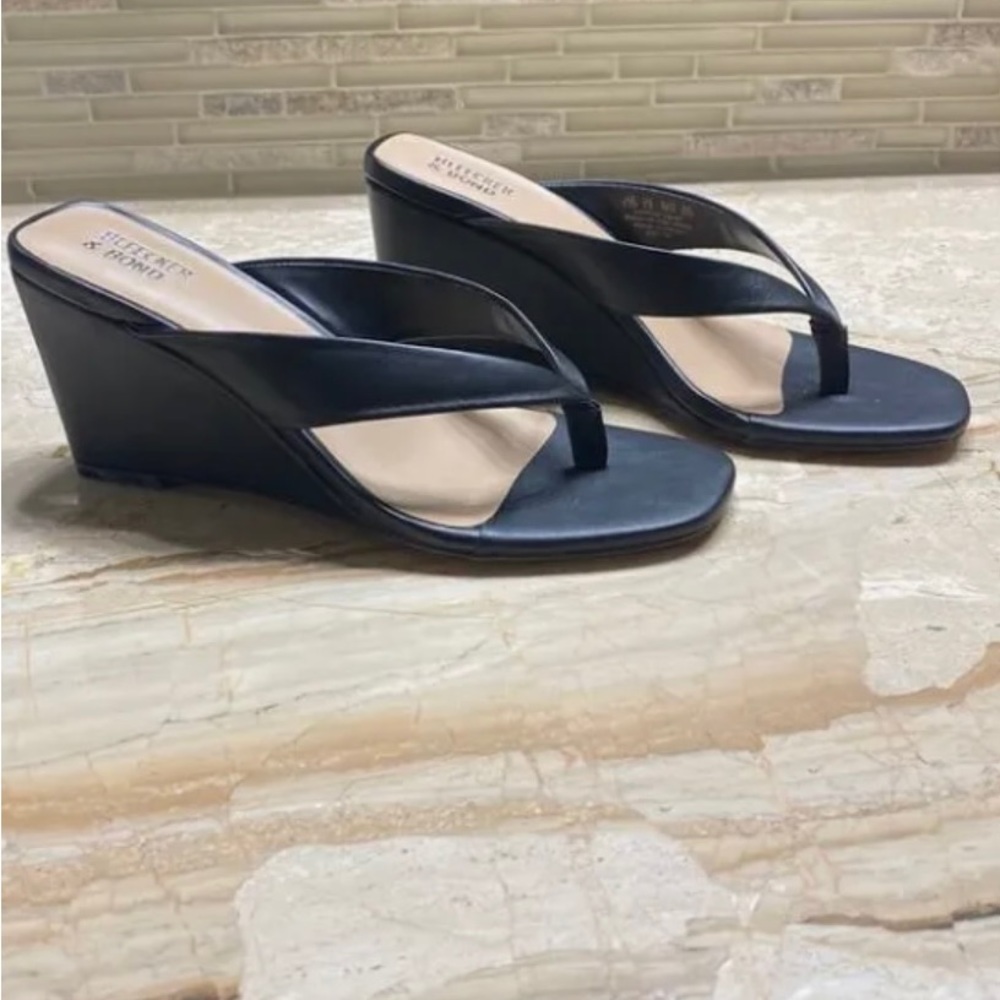 Black Thong Wedges